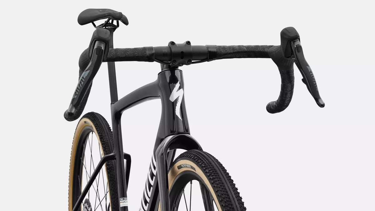 Gravel Bike Tire Width & Pressure Guide for BC Riding