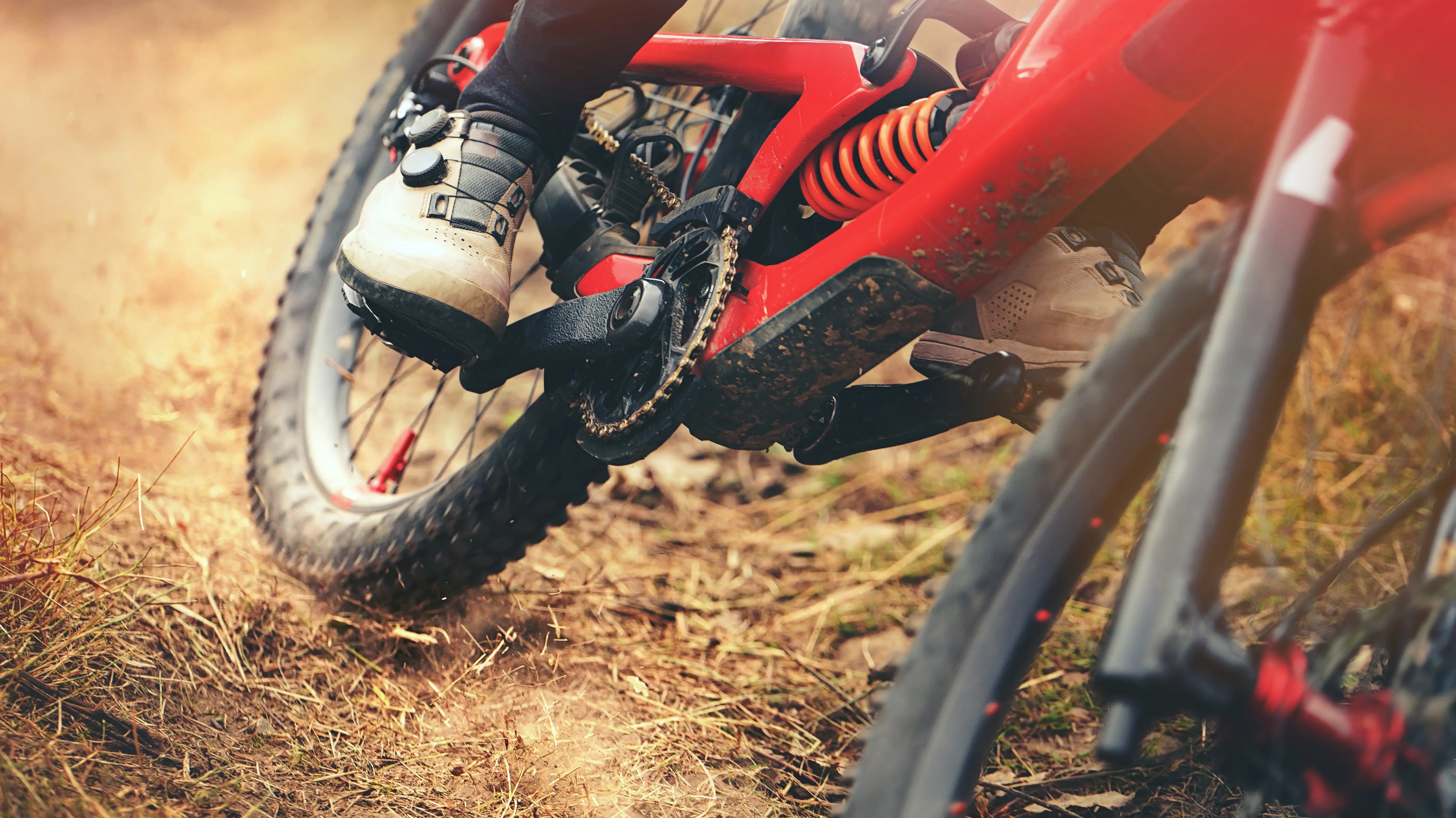 How to Choose the Right Rear Shock for Your Mountain Bike: A Complete Guide for Canadian Riders