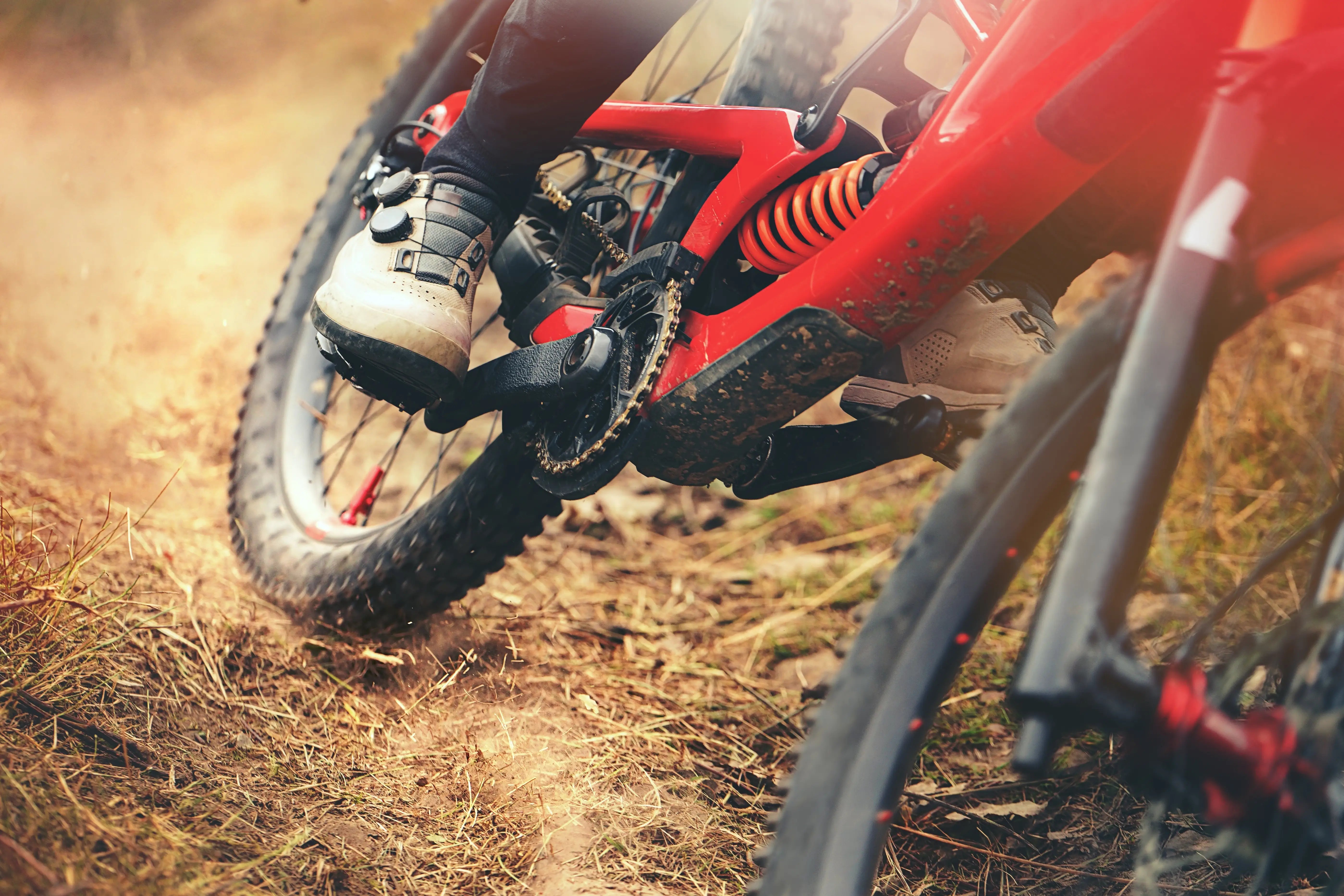 How to Choose the Right Rear Shock for Your Mountain Bike: A Complete Guide for Canadian Riders