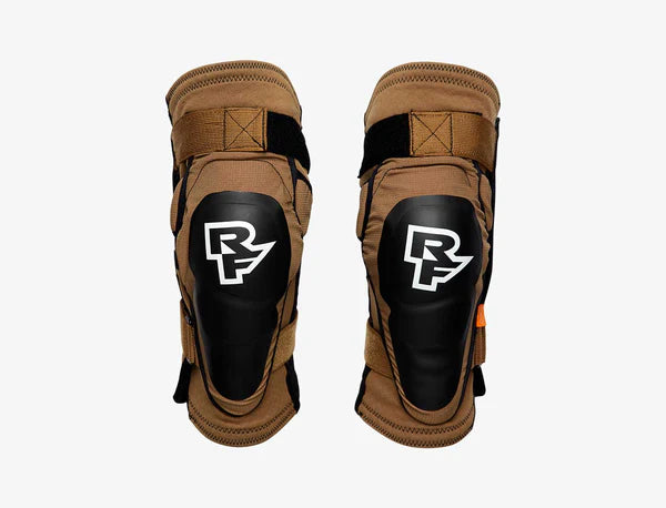 Race Face Roam Knee Pads