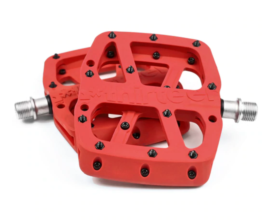 E13 Base Flat Pedals