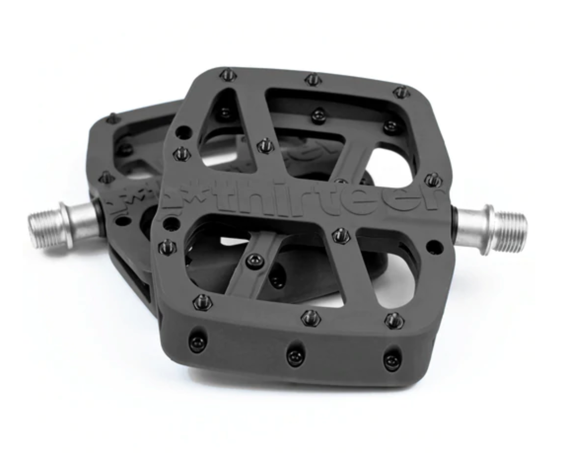 E13 Base Flat Pedals